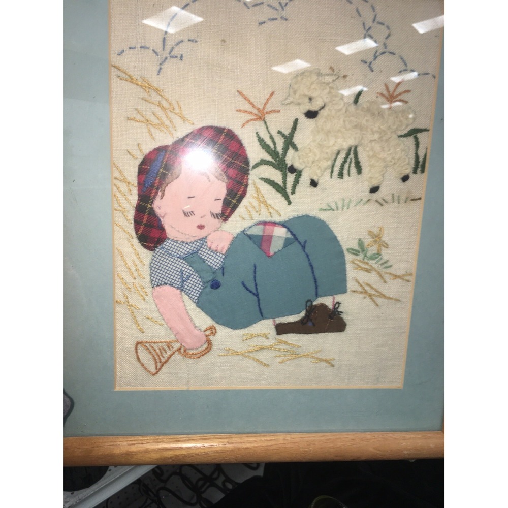 Vintage Nursery Picture Yarn Embroidered Quilt detail Boy Blue blow your horn
